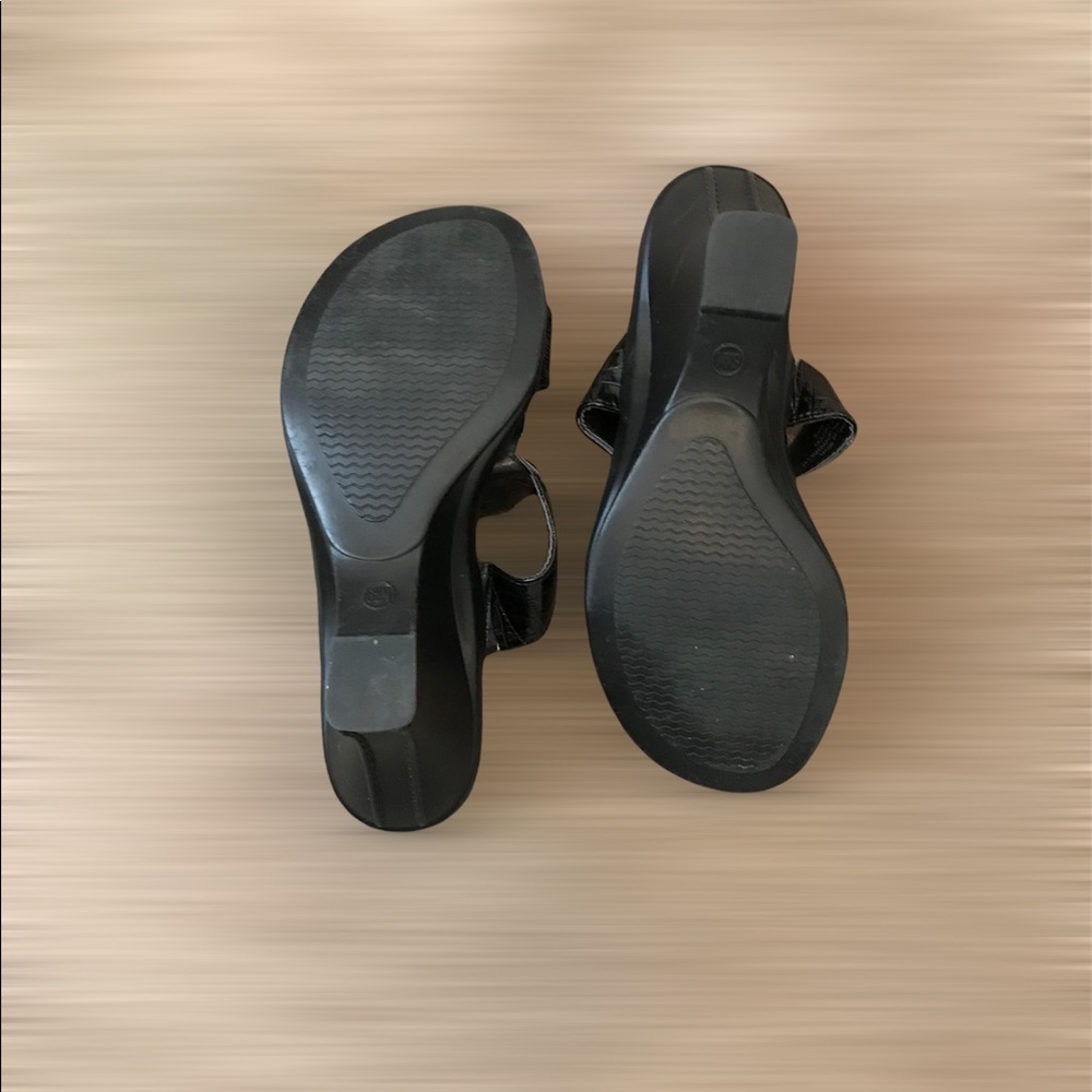 Nicole, Black Sandals - Picture 3 of 4